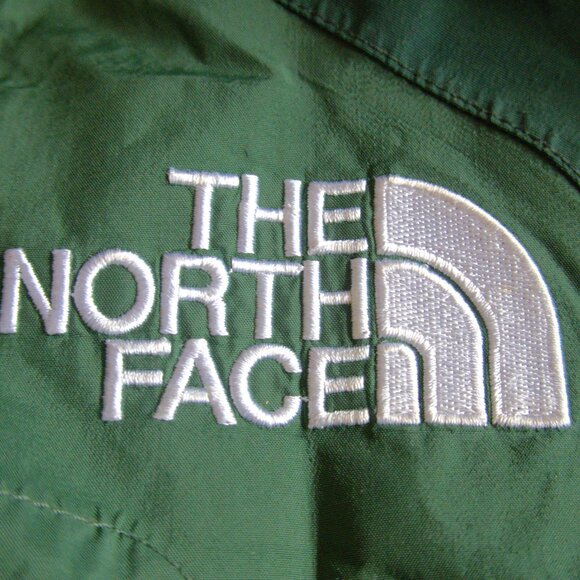 Vintage North Face Waterproof Goretex Mountain Rain Jacket (Women's Small) - Picture 12 of 12